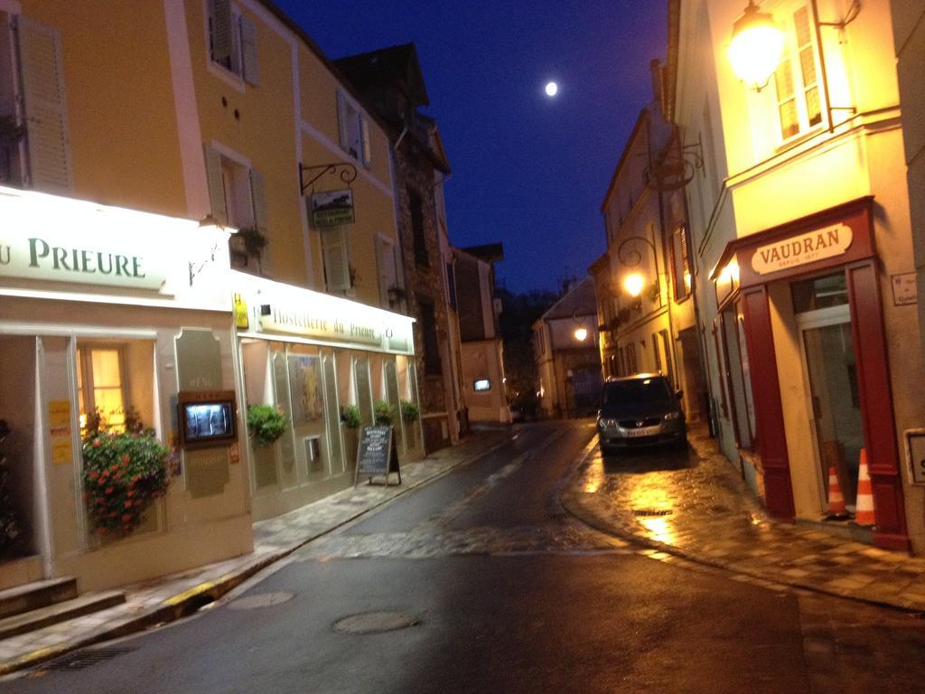 Hostellerie Du Prieure Saint-Prix  Екстериор снимка