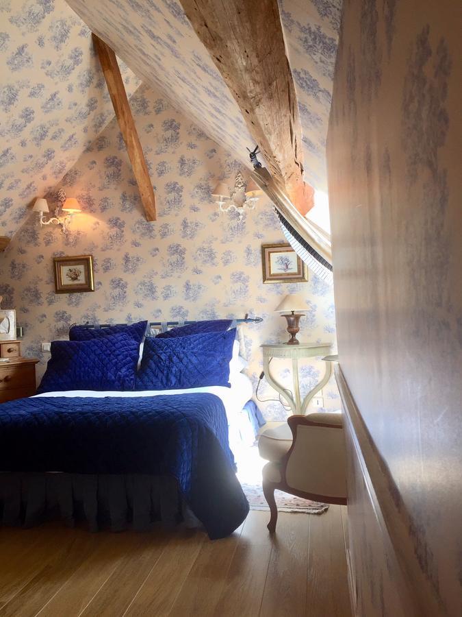 Hostellerie Du Prieure Saint-Prix  Екстериор снимка