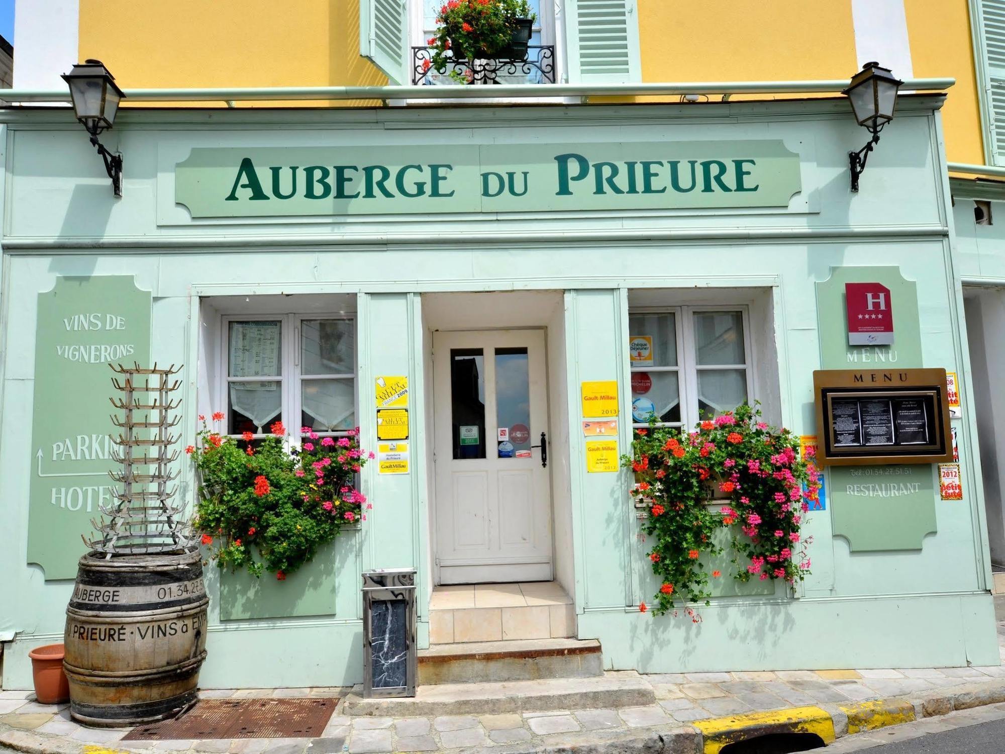 Hostellerie Du Prieure Saint-Prix  Екстериор снимка